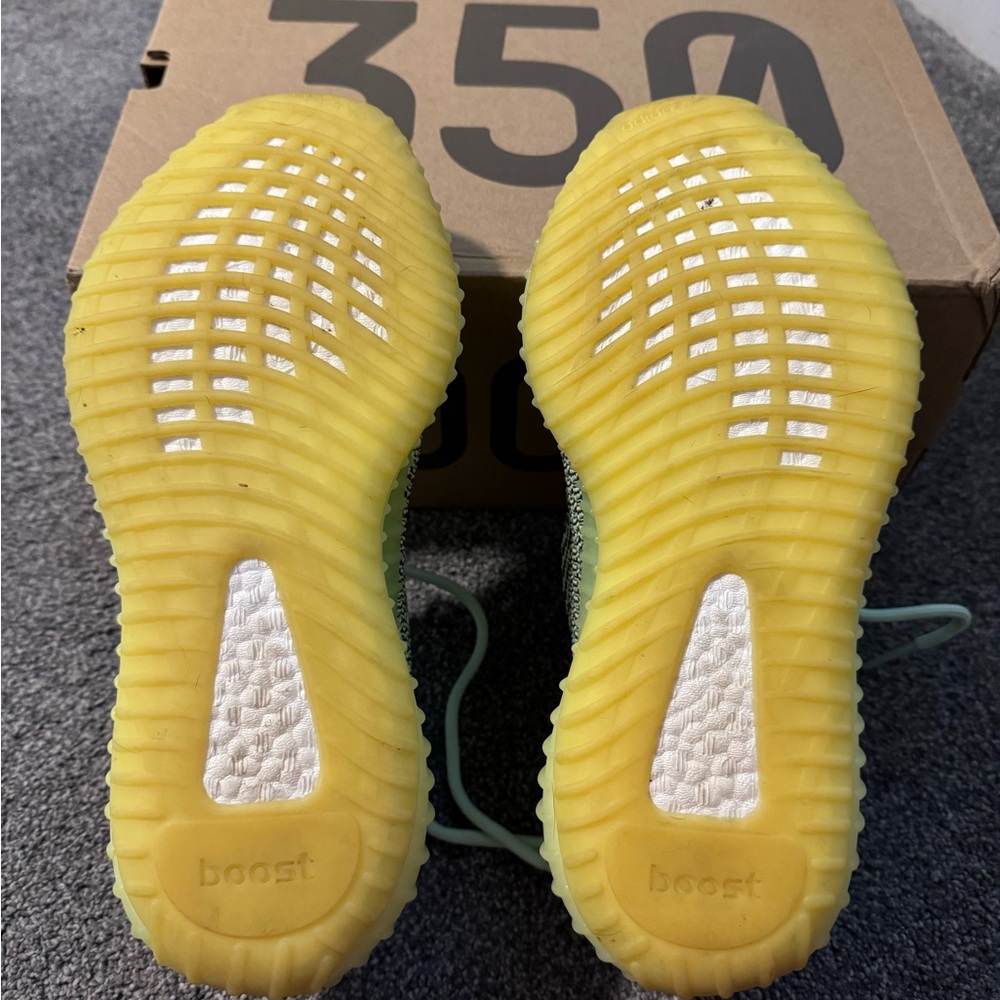 Yeezy Boost 350 V2 Yeezreel Reflective - Picture 7 of 7